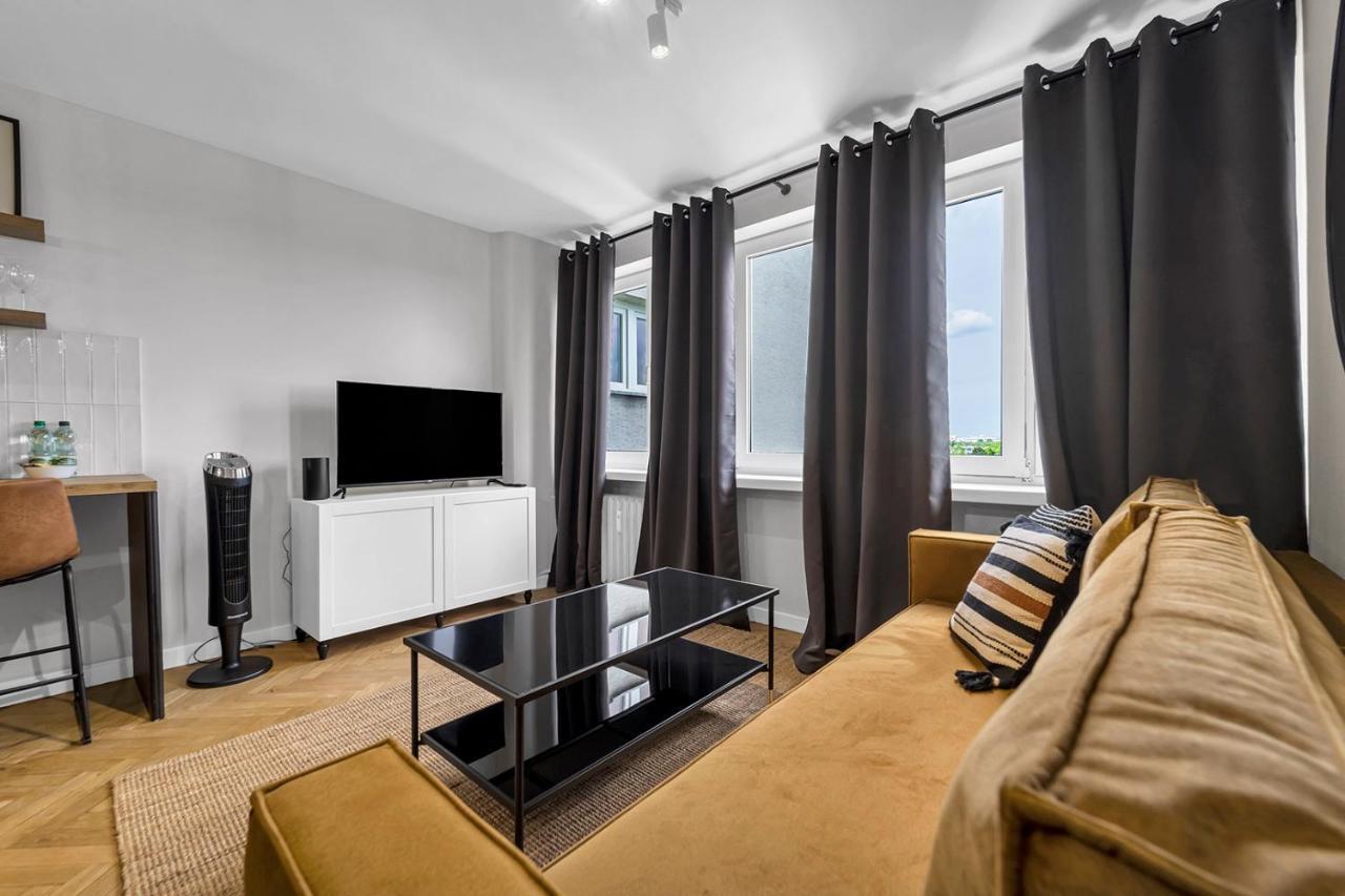 Park Sady Zoliborskie Modern Apartment ワルシャワ エクステリア 写真